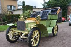 Peugeot-1905-interieur-cuir-et-capote-2